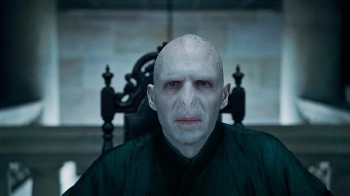 V roli Voldemorta se za roky natáčení vystřídalo 6 herců