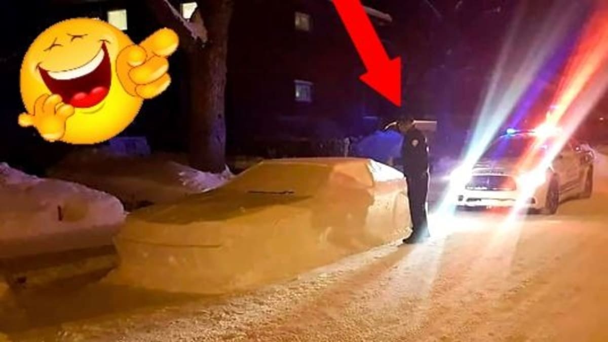Kanadští policisté dali pokutu autu ze sněhu