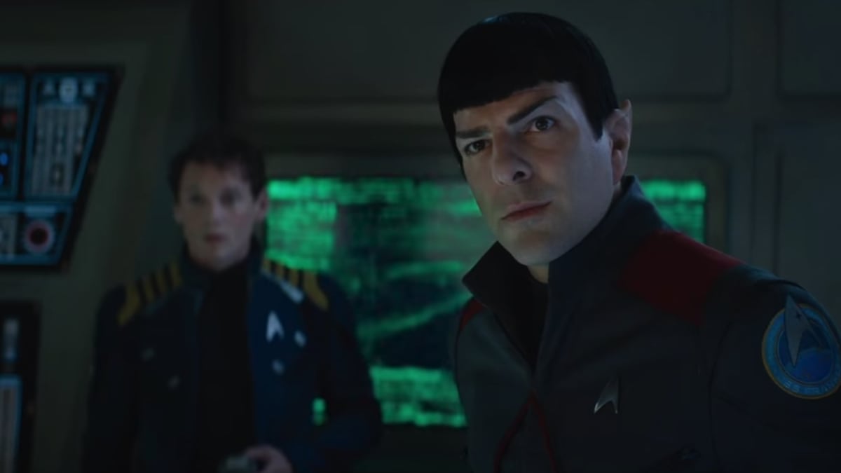 12 Star Trek: Do neznáma 2016