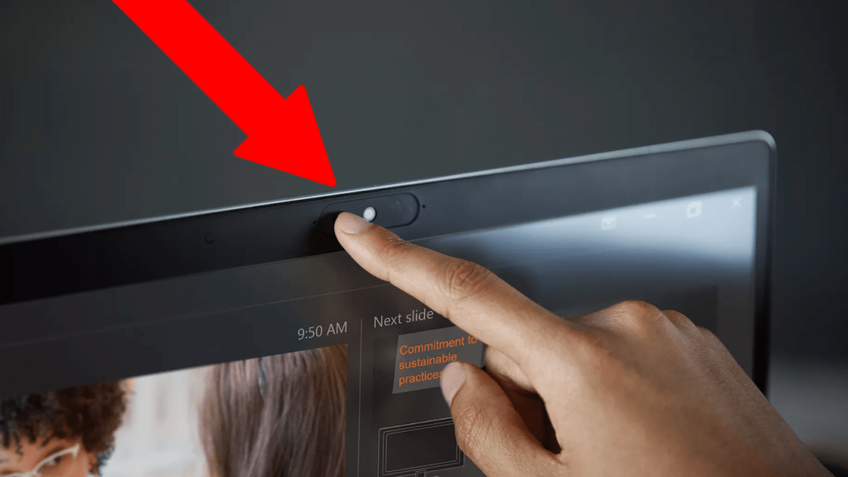 Budou všechny nové notebooky vybaveny zástěrkou na webkameru?