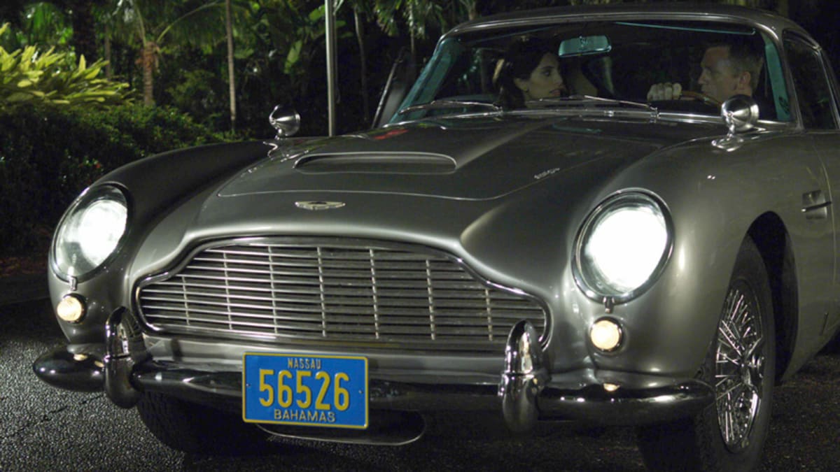 V tomhle autě se proháněl Daniel Craig jako agent 007