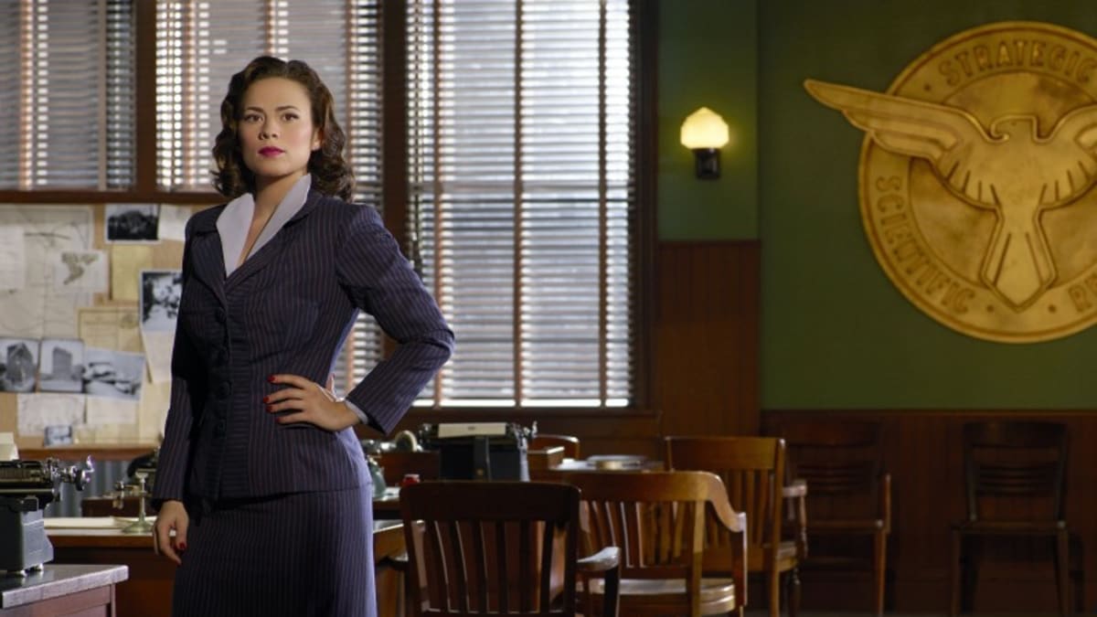 Hayley Atwell v Agent Carter