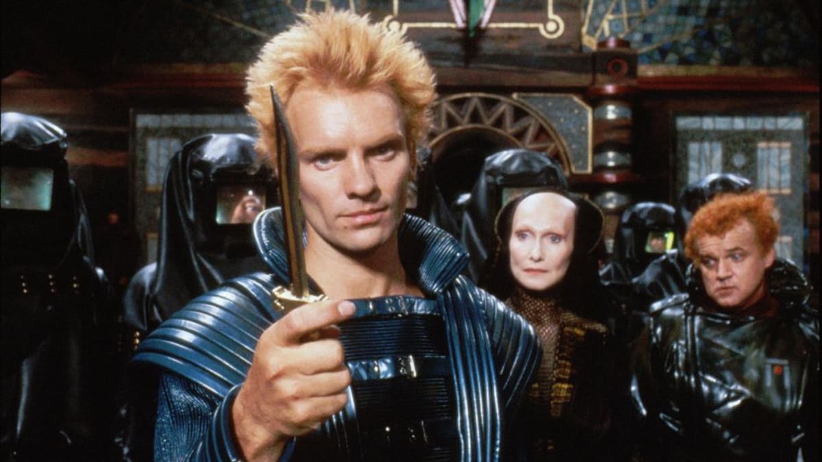 Feyd-Rautha v podání zpěváka Stinga ve filmové adaptaci z roku 1984