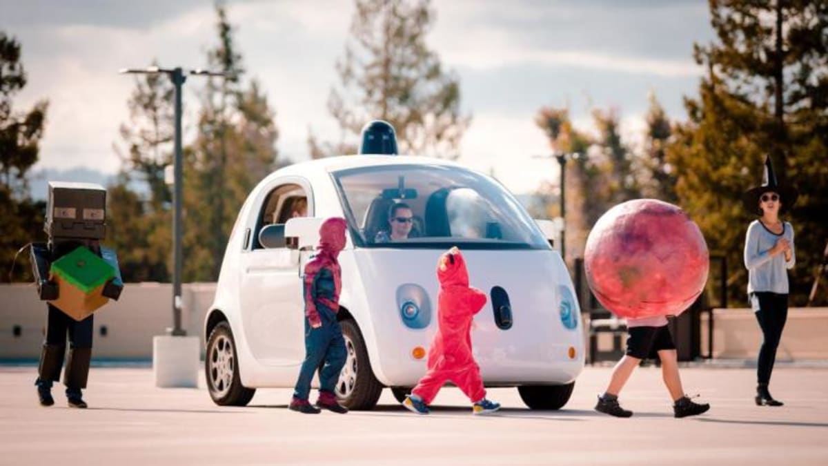 Google se (zatím) vzdal myšlenky vlastního samořiditelného auta.