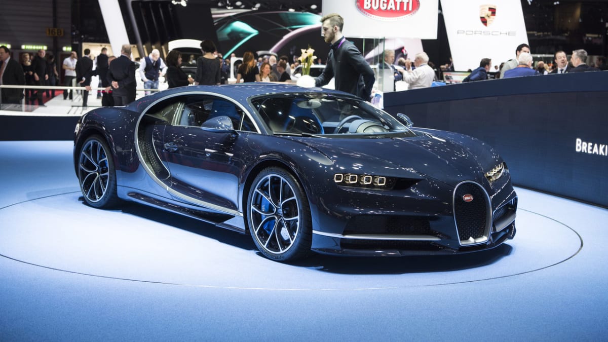 Bugatti Chiron je králem mezi hypersporty.