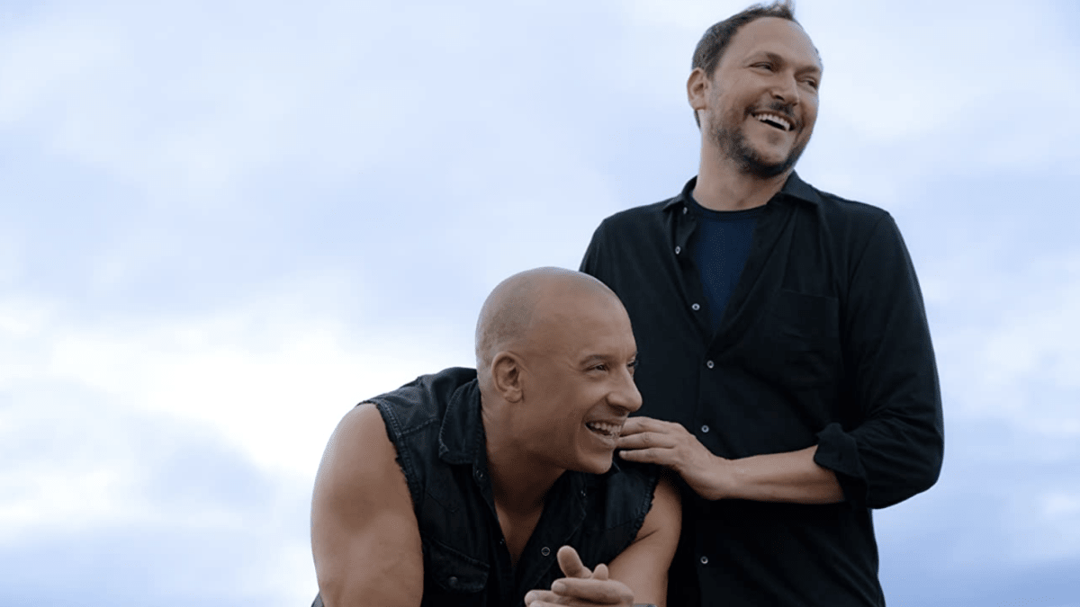 Vin Diesel a Louis Leterrier při natáčení filmu Rychle a zběsile 10