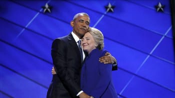 Obama a Clintonová - nekonečná láska!