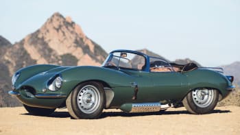 GALERIE: Jaguar po 60 letech znovu oživil model XKSS