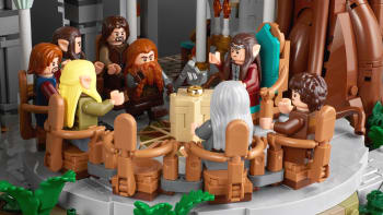 Nejúžasnější Lego všech dob? Obří Roklinka z Pána prstenů nadchne každého fanouška Tolkiena