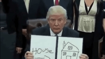 Trump podepisuje - photoshopová bitva