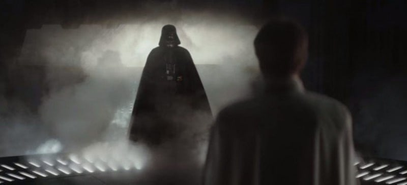 8) Darth Vader - Celkem jasné cameo, nicméně v originálním znění se vrátil i slavný James Earl Jones, který Vadera daboval už v původní trilogii.