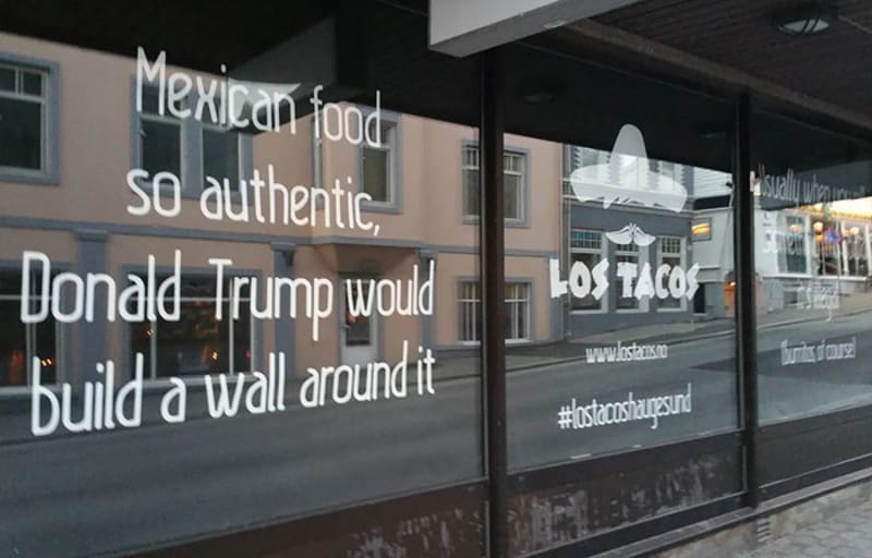 "Mexické jídlo, které je tak autentické, že by kolem něj nechal Donald Trump postavit zeď."