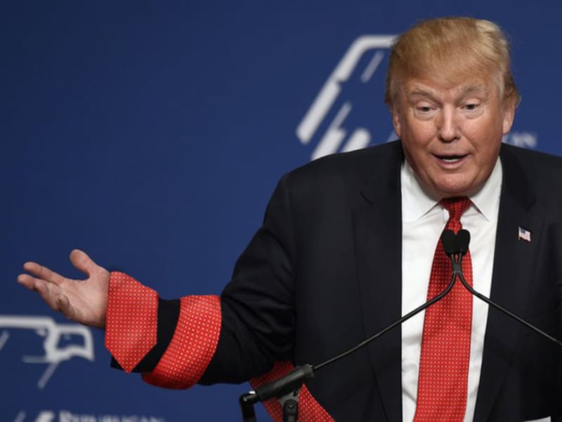 Trump a jeho fakt dlouhé kravaty 11