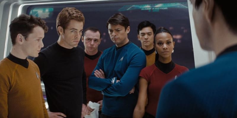 10) Star Trek (2009): Reboot slavné sci-fi série s mladou posádkou Enterprise