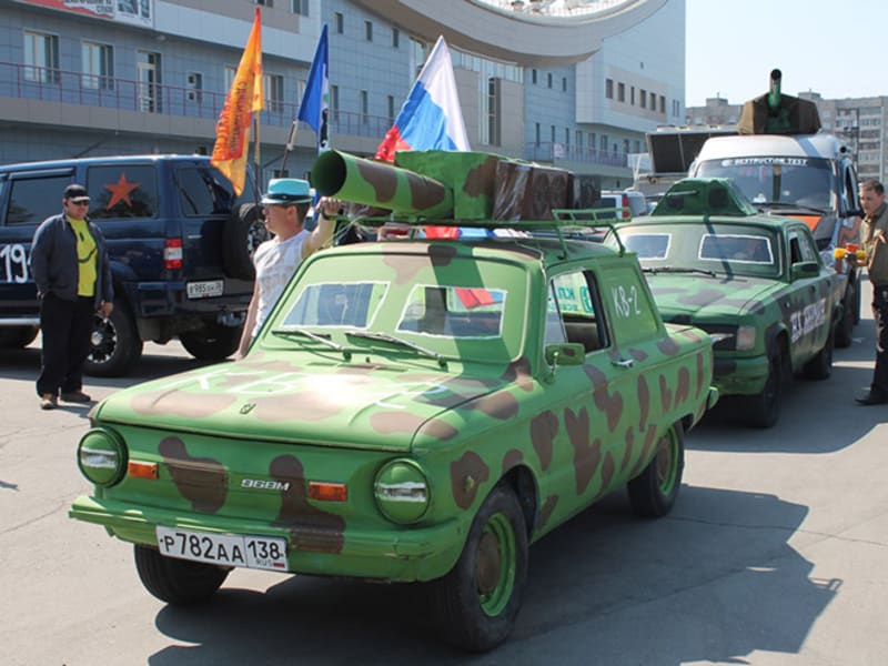 Ruská auta jako tanky 16