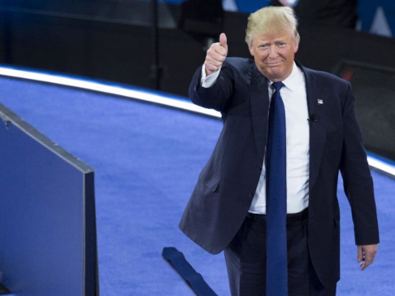Trump a jeho fakt dlouhé kravaty 17