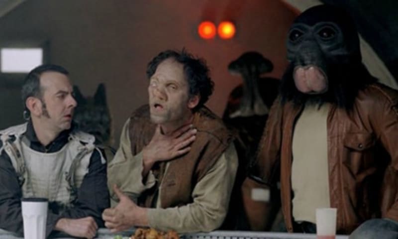 1) Walrus Man a Dr. Evazan, se kterými se Luke v Nové naději střetl na Tatooine.