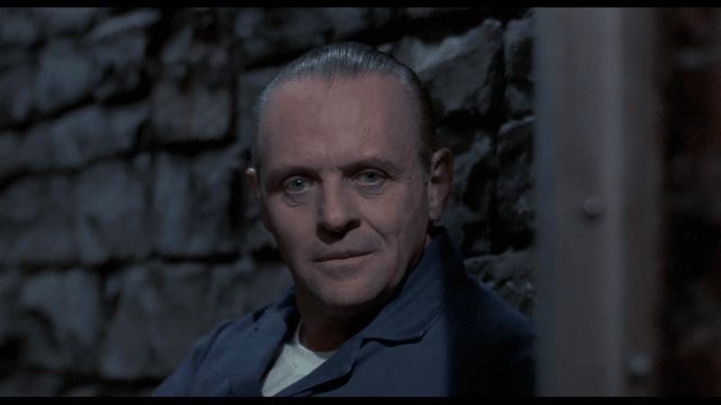 3) Hannibal Lecter | Mlčení jehňátek by nebylo tak skvělým filmem, kdyby v něm nehrál Anthony Hopkins. Jeho ztvárnění kanibalistického šílence je nezapomenutelné!