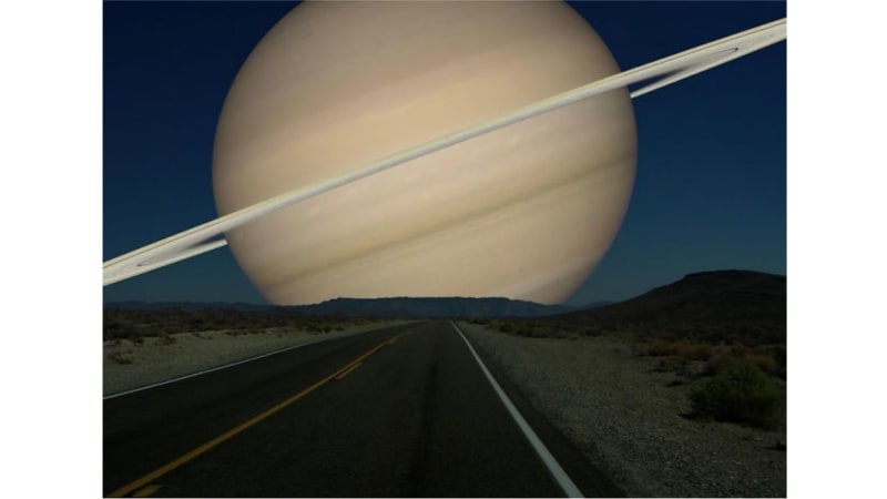 Kdyby Saturn vystřídal náš Měsíc