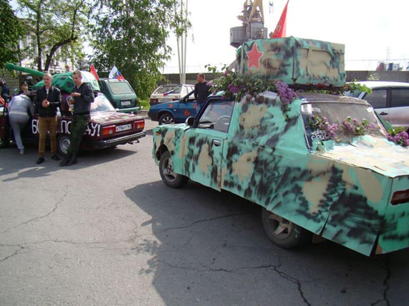 Ruská auta jako tanky 23