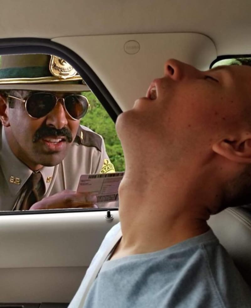Týpek usnul v autě - bitva ve Photoshopu 2