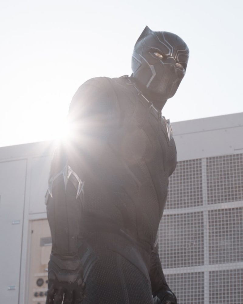 Black Panther v Captain America: Občanská válka 4