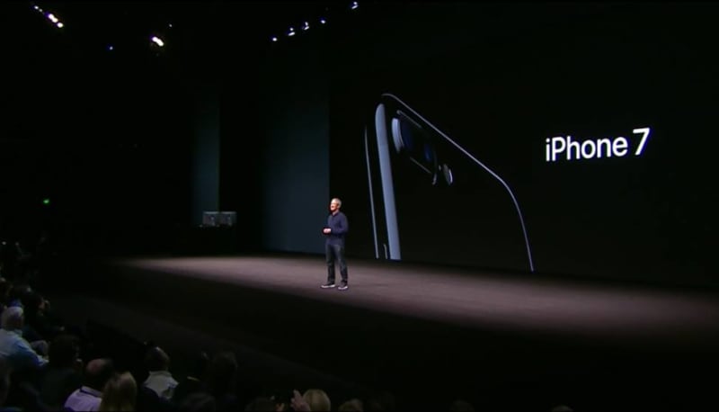 iPhone 7 se představil 2