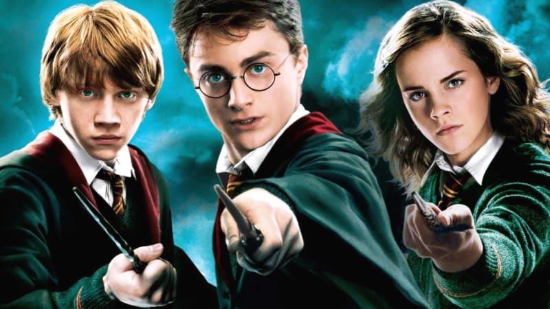 9 věcí, které nevíte o pátém dílu Harryho Pottera: Proč v něm chybí Lockhart a kdo měl původně hrát Bellatrix?
