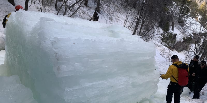 Horolezkyni rozdrtil obrovský blok ledu.
