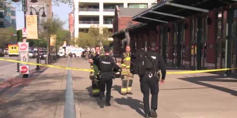 Střelba v bance v americkém městě Louisville si vyžádala šest zraněných. 