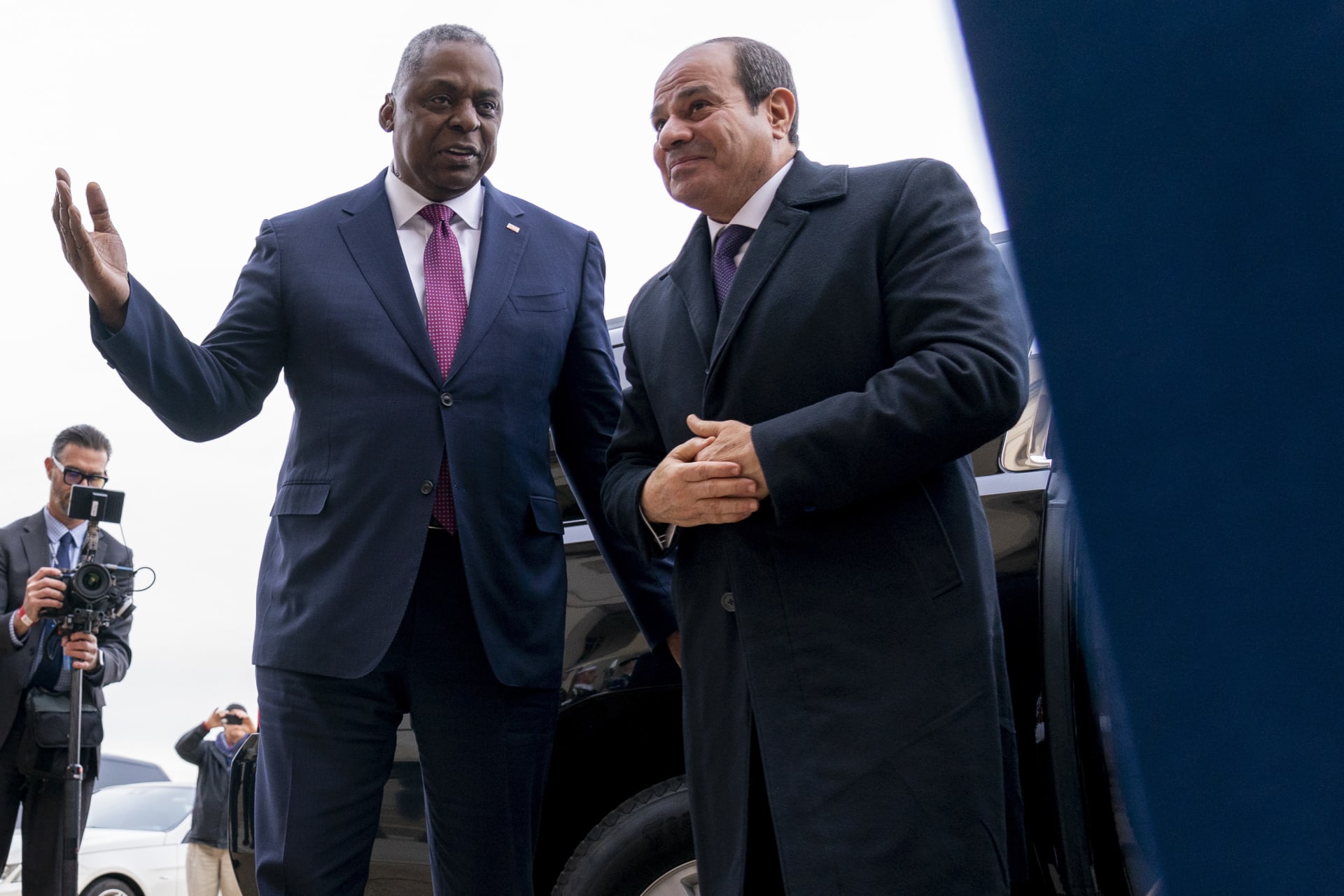 Egyptský prezident Abdal Fattáh Sísí s americkým ministrem obrany Lloydem Austinem (14. 12. 2022)
