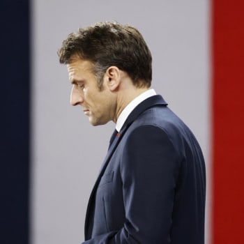 Francouzský prezident Emmanuel Macron je dnes jednou nejvíce nenáviděných osobností ve své zemi. Kritiku sklízí i v zahraničí.