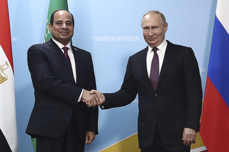 Egyptský prezident Abdal Fattáh Sísí s Vladimirem Putinem (24. 10. 2019)