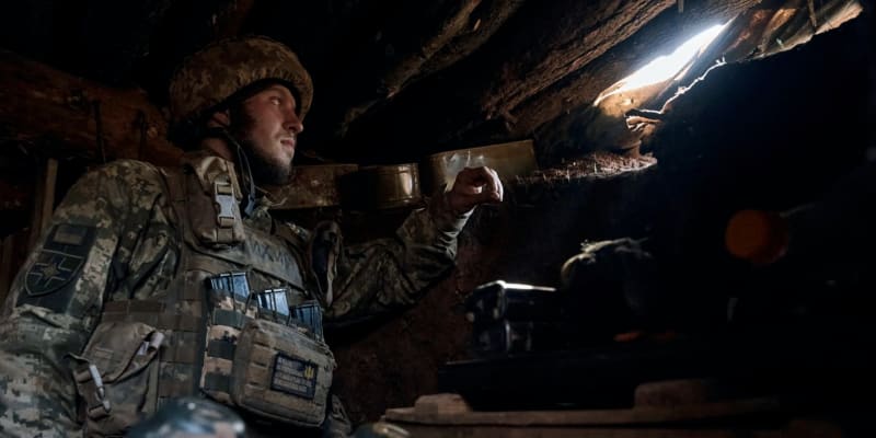 Ukrajinský voják u Bachmutu, snímek z 24. března 2023
