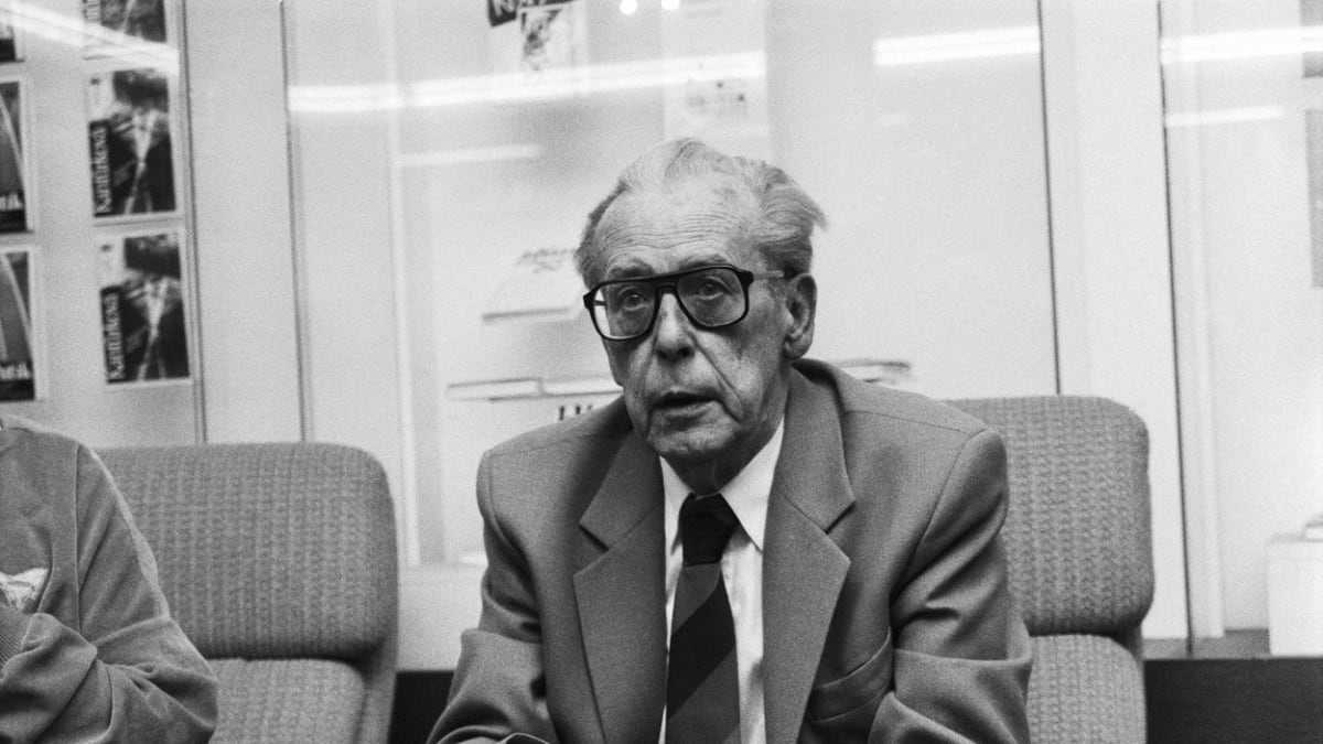 Spisovatel Zdeněk Jirotka v roce 1991