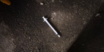 Noční můra všech rodičů v Plzni: Dívenka se ve školce píchla o použitou injekční stříkačku