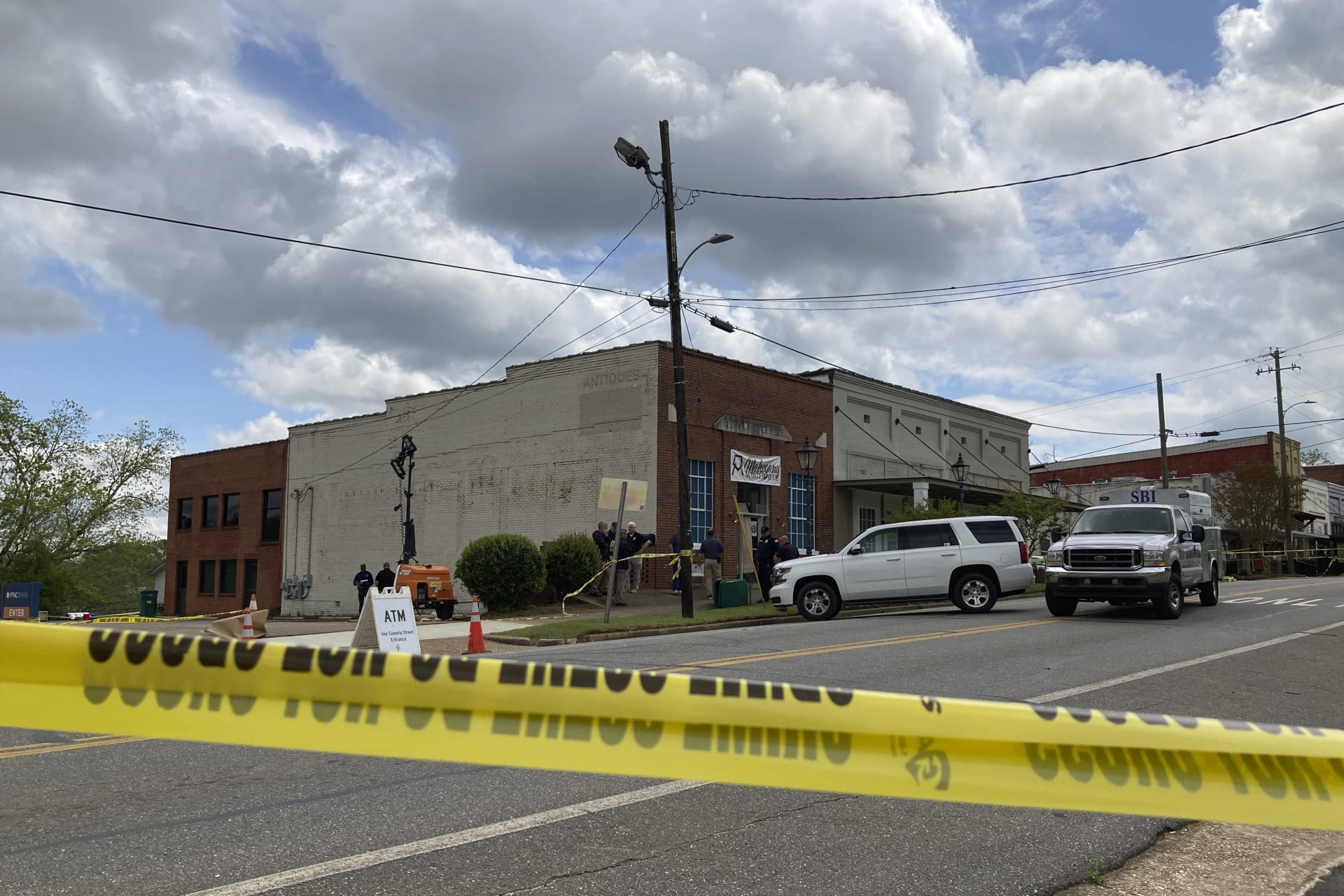 Tragická střelba ve městě Dadeville v americkém státu Alabama