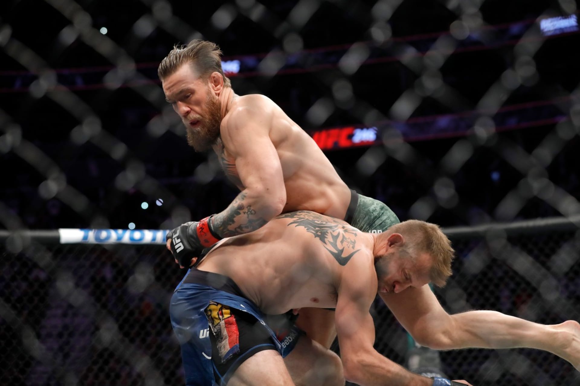 Conor McGregor se vrátil do UFC 1