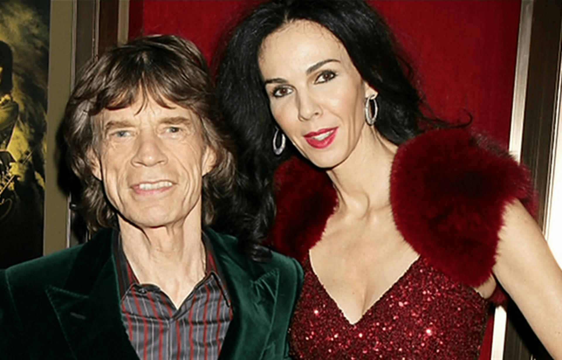 Video VIP zprávy: Poté, co přítelkyně Micka Jaggera spáchala sebevraždu, známý hudebník dva měsíce truchlil a Rolling Stones přestali koncertovat