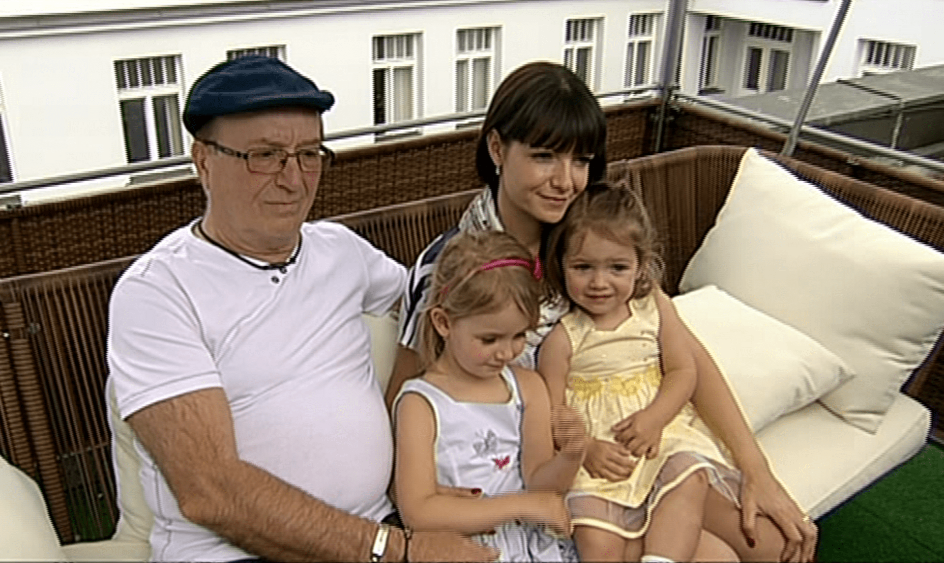 Video VIP zprávy: Petr Janda se kvůli své mladé rodině snaží udržovat co nejvíc fit