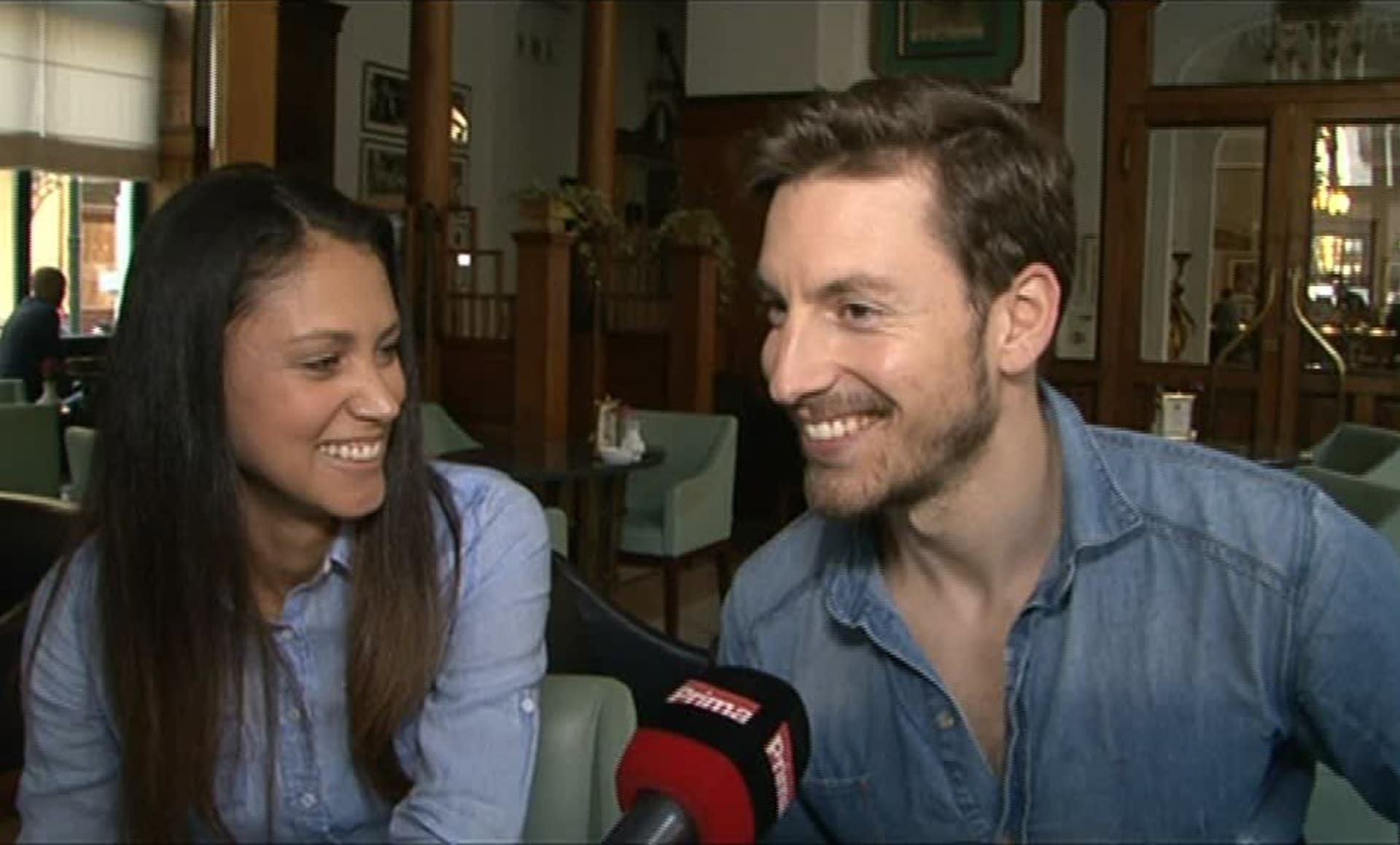 Video VIP zprávy: Muž roku Martin Gardavský a jeho exotická brazilská přítelkyně