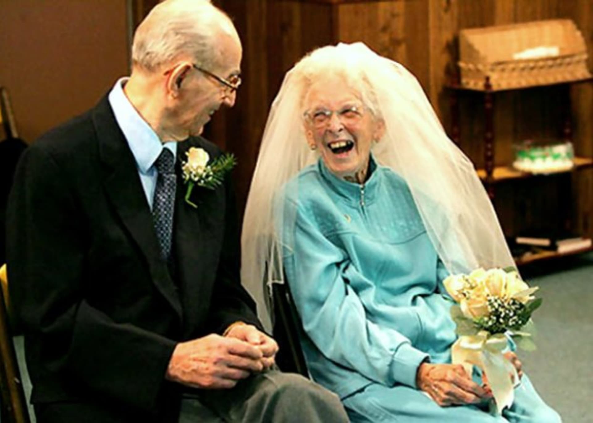 Alton Nichols, 91, a Betty Hall, 84, našli svou lásku v domě pro seniory