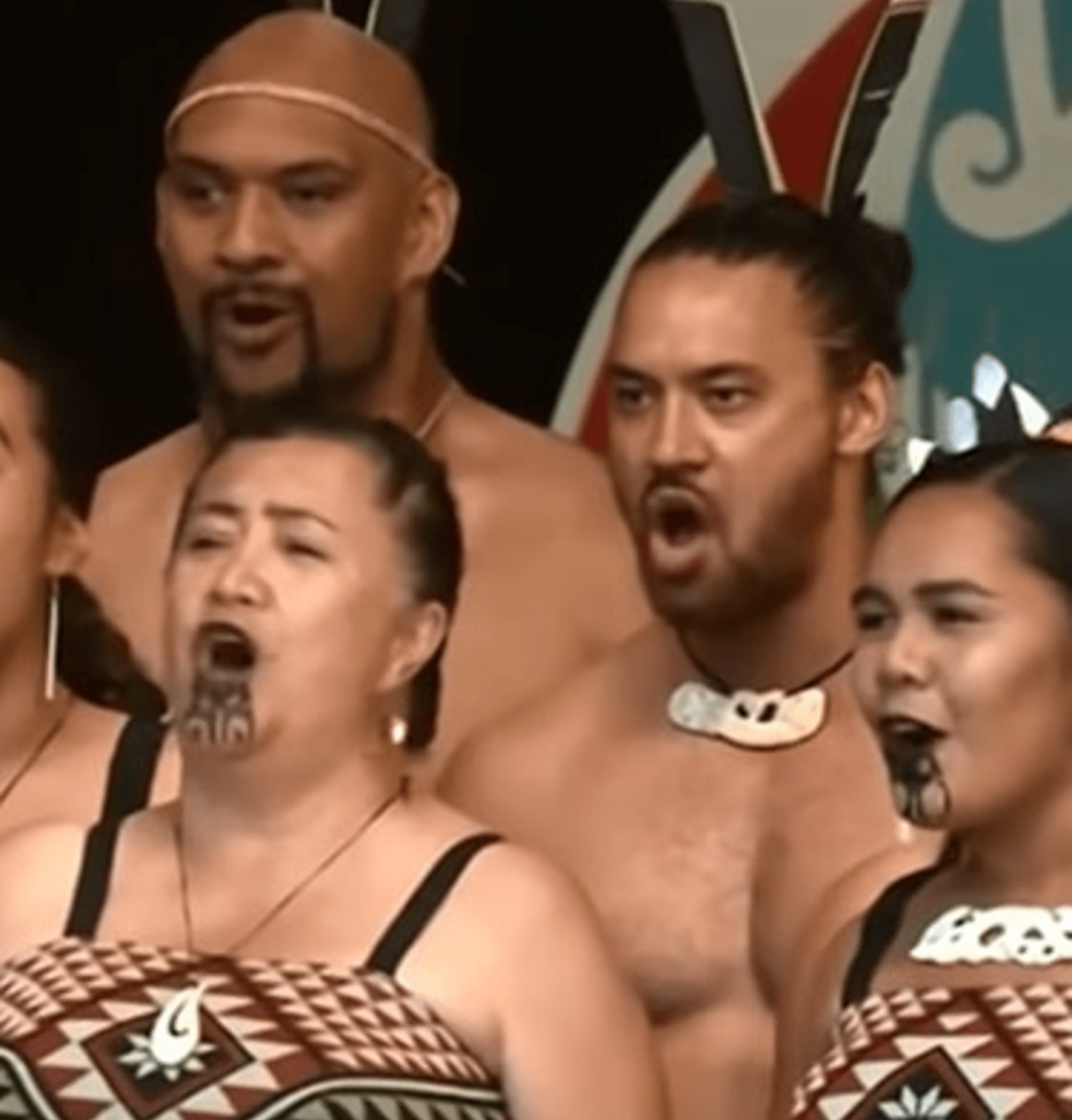 Maoři přezpívali Bohemian Rhapsody 2