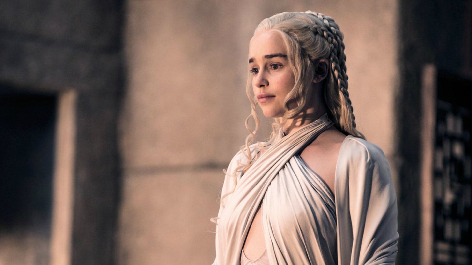 Jak brání Emilia Clarke nahotu v seriálu?