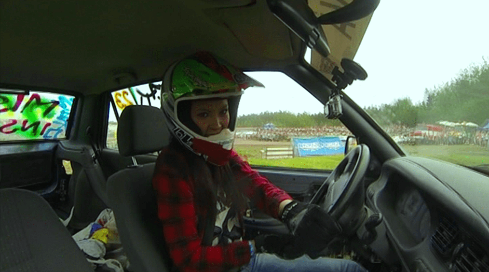 Video VIP zprávy: Monika Leová za volantem... - Obrázek 1