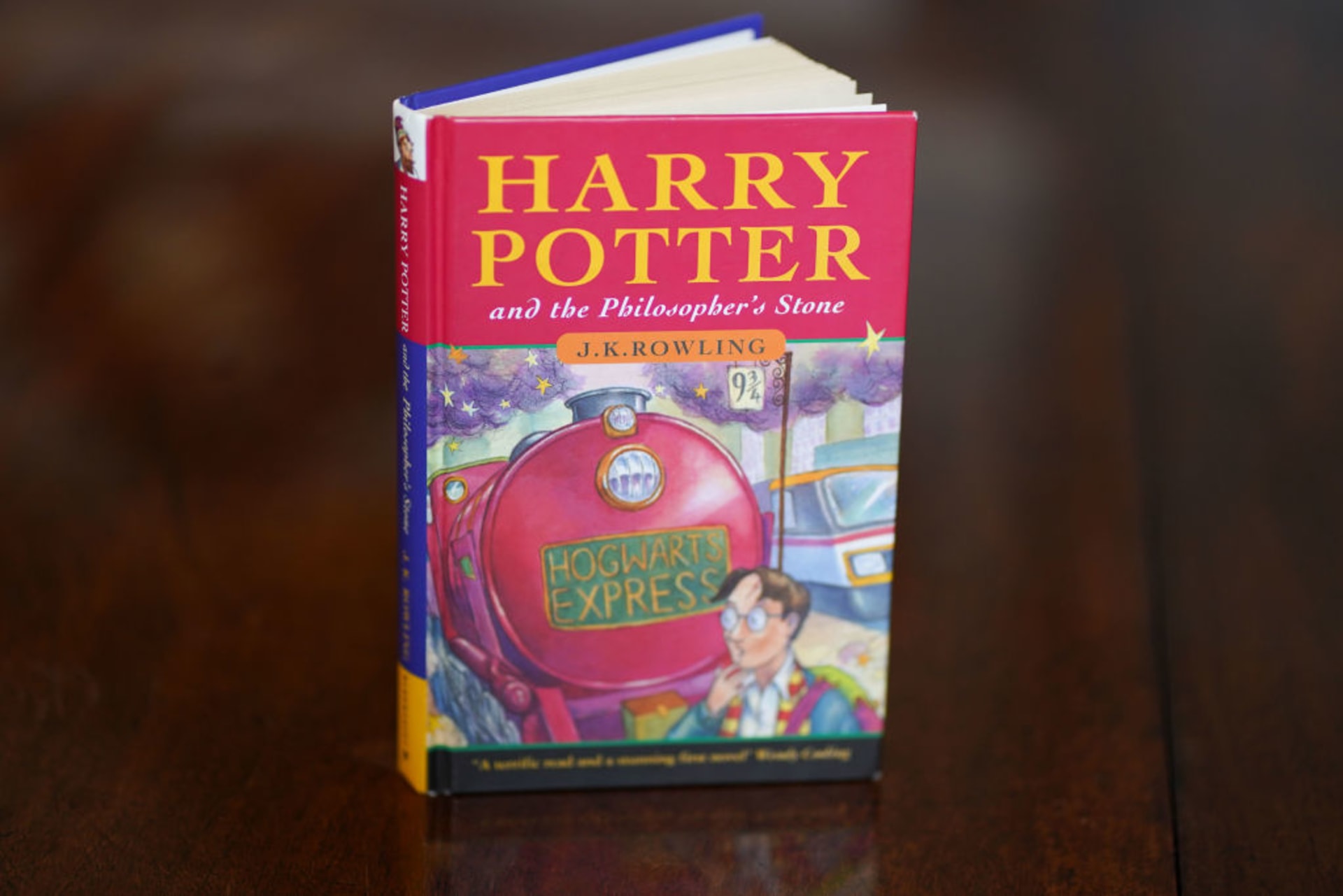 První vydání Harry Potter a Kámen Mudrců z roku 1997
