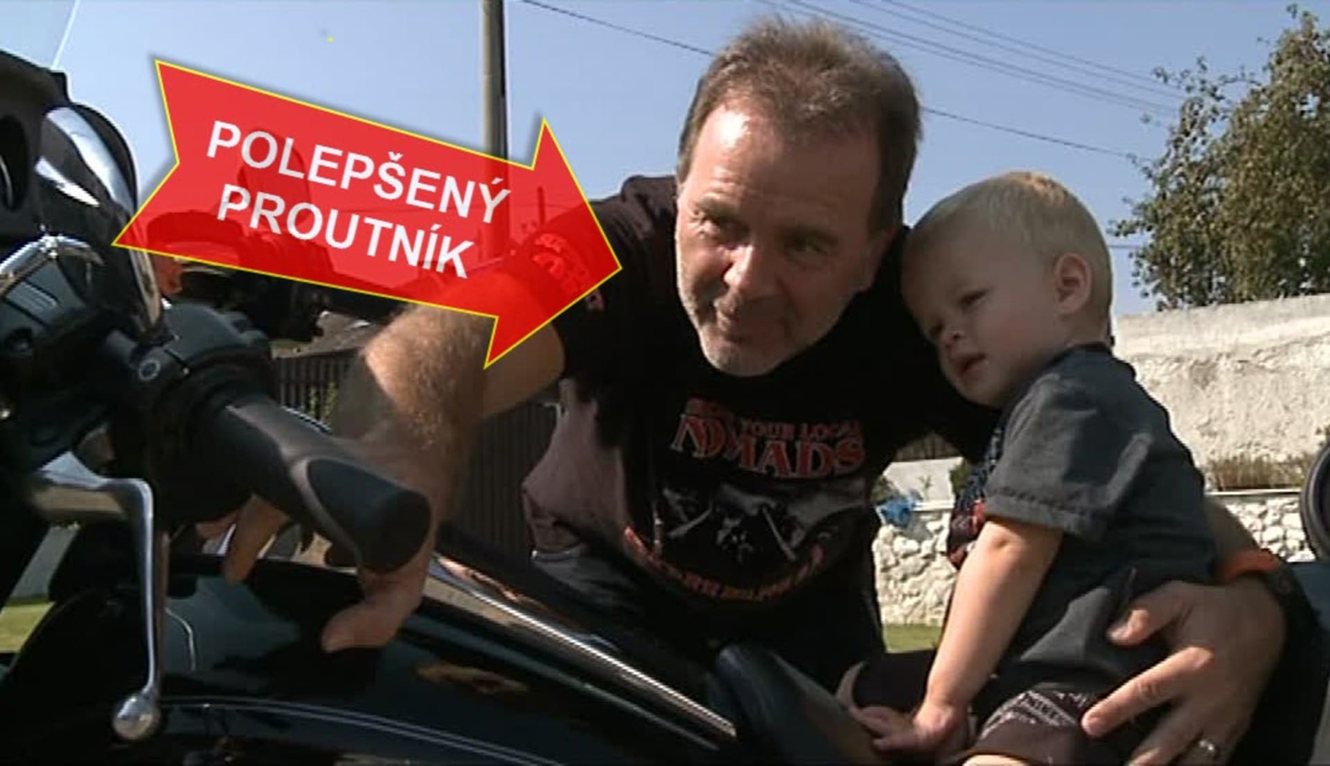 Video VIP zprávy: Jakub Smolík změnil celý svůj život - je s jednou ženou a stará se o syna!