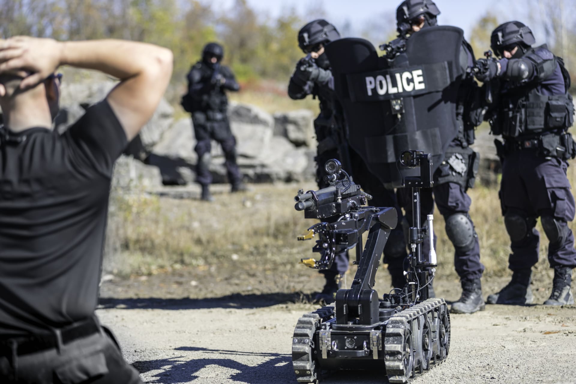 Americká policie chce dát robotům právo střílet lidi 1