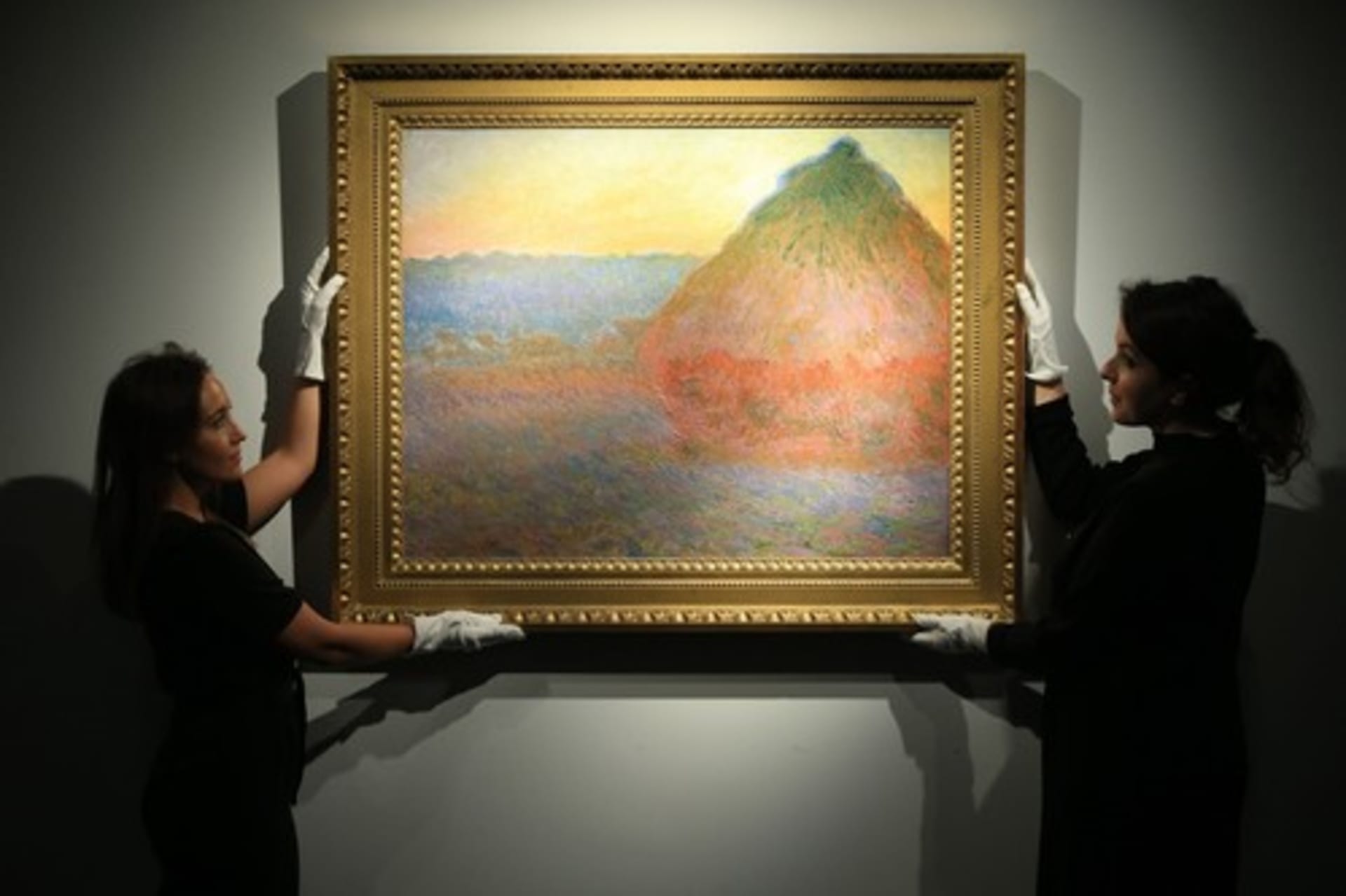 Aktivisté zaútočili na slavný obraz Kupky sena od Moneta