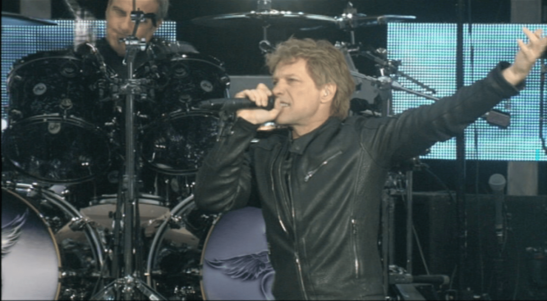 Video VIP zprávy: Bon Jovi koncertovali v Praze